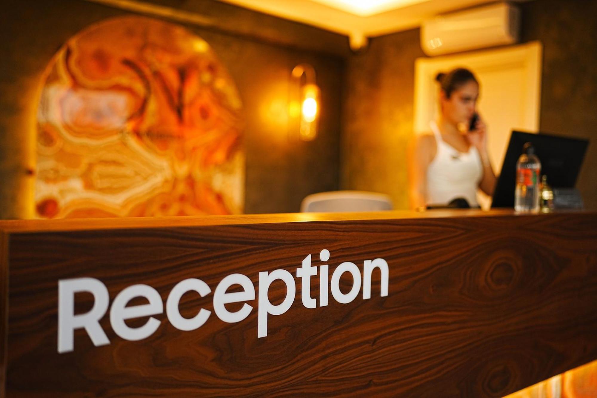 Der Inn Lara Анталия Екстериор снимка